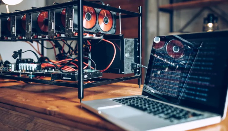 ¡Millonario desde tu Sala! Cómo minar criptomonedas con tu PC de casa