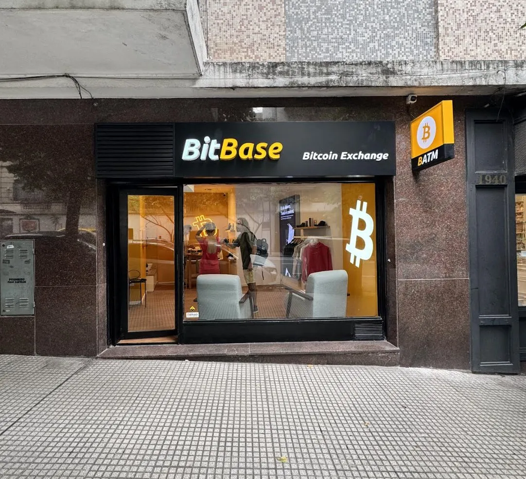 BitBase desembarca en la Argentina con su primer local