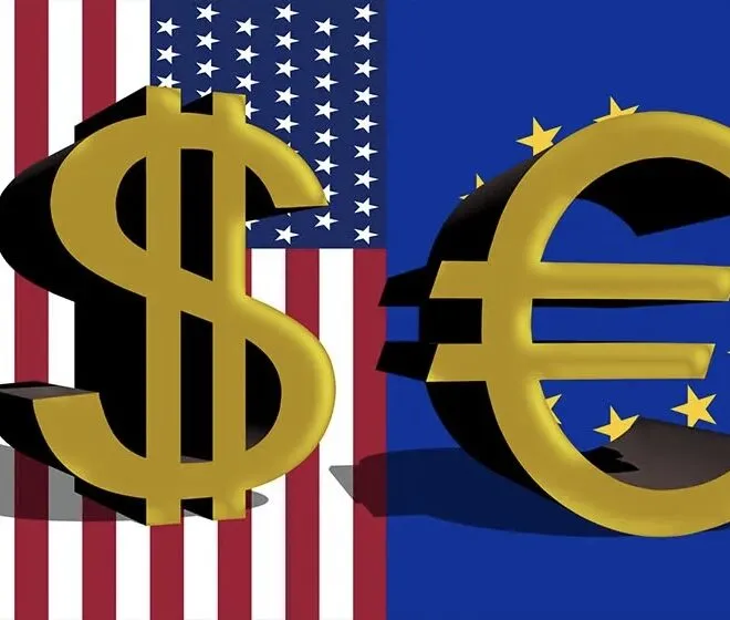 Stablecoins EEUU vs. Euro Digital: Duelo por el Futuro del Dinero