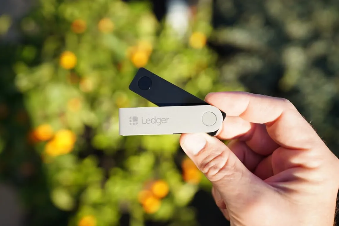 Protege tu Bitcoin: mejor wallet fría 2025